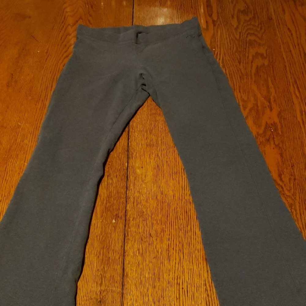 Old Navy yoga pants